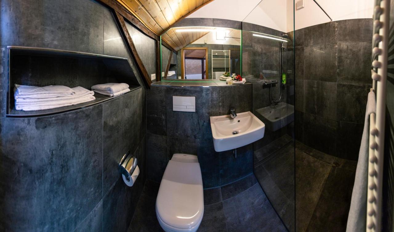 Schwarzes Ross Hotel Arnsdorf  Bagian luar foto