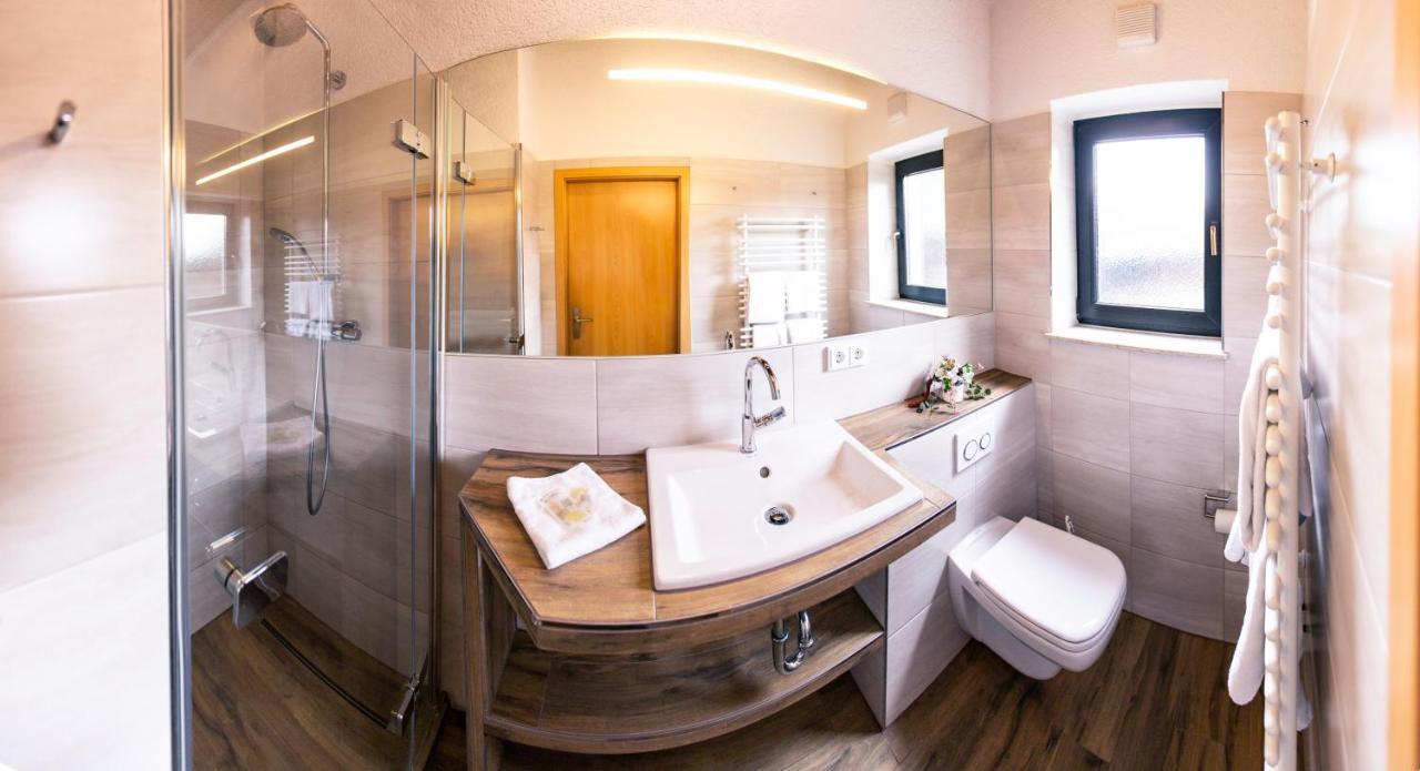 Schwarzes Ross Hotel Arnsdorf  Bagian luar foto